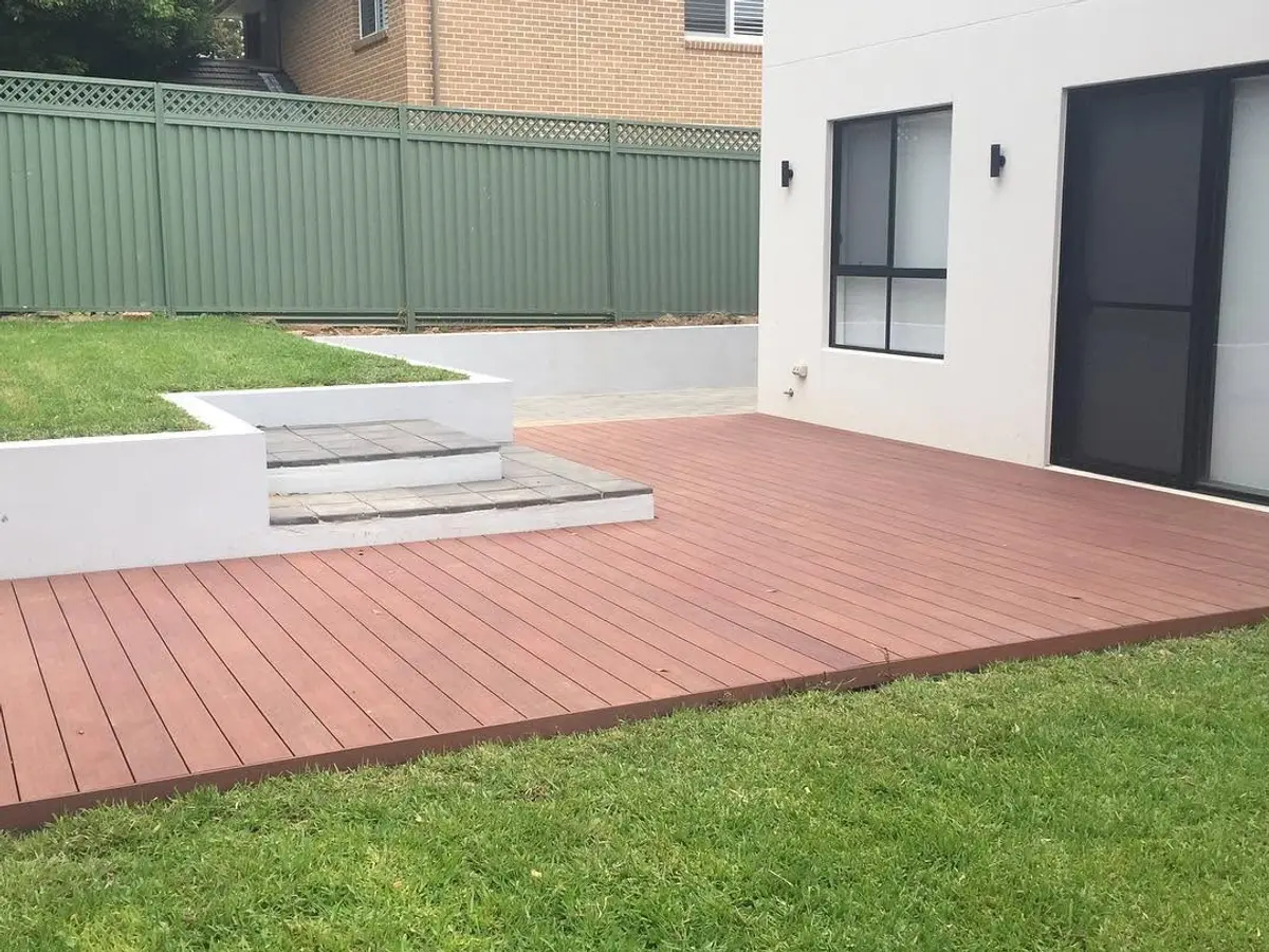 Sydney - Deck & Garden Steps